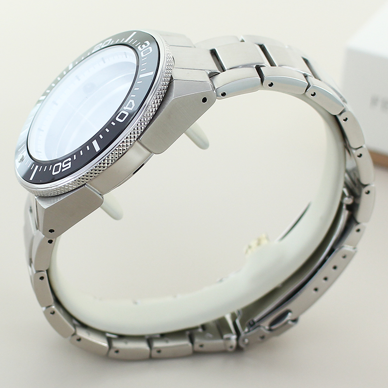 ตัวเรือนและสายนาฬิกาดำน้ำสปอร์ - Citizen Watch Tsuyosa บทวิจารณ์และราคา
