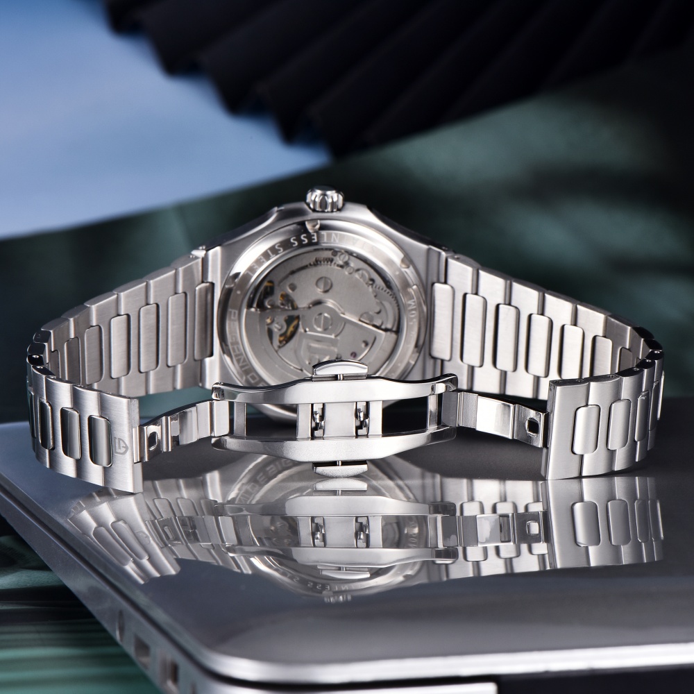 นาฬิกา PAGANI DESIGN รุ่นใหม่  - Patek Philippe Watch Nautilus บทวิจารณ์และราคา